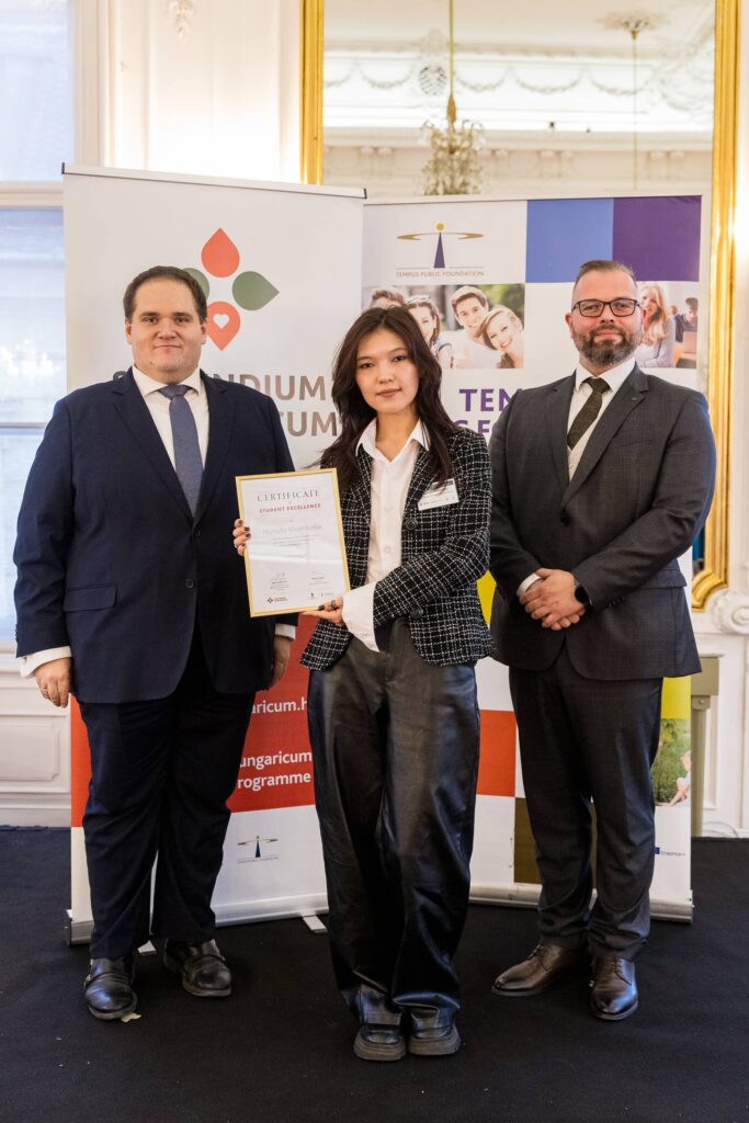 Nursulu Khamroeva receiving the award